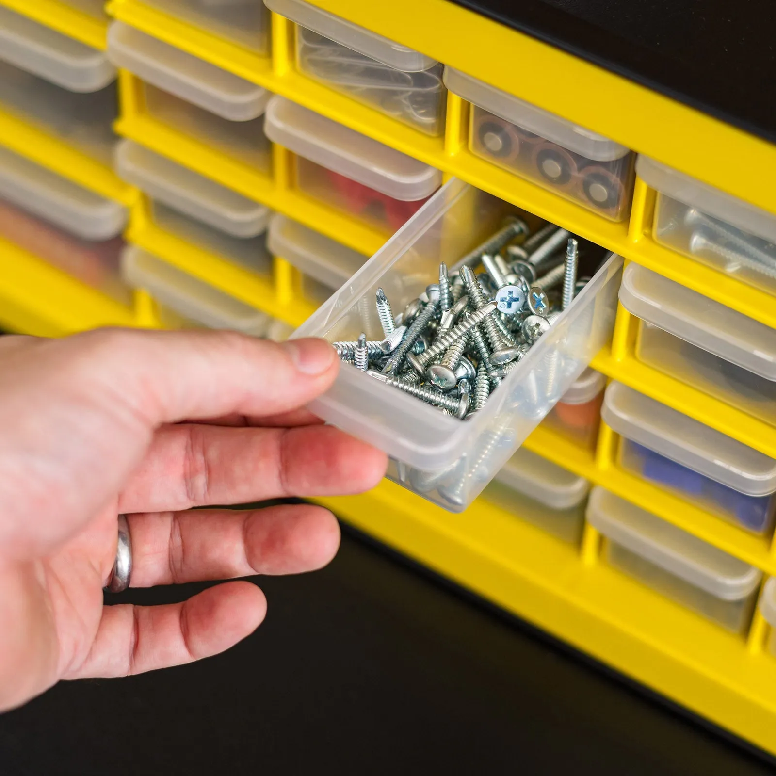 26 Drawer Parts Cabinet, Black/Yellow